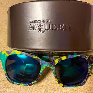 Alexander McQueen: Good condition- sunglasses
